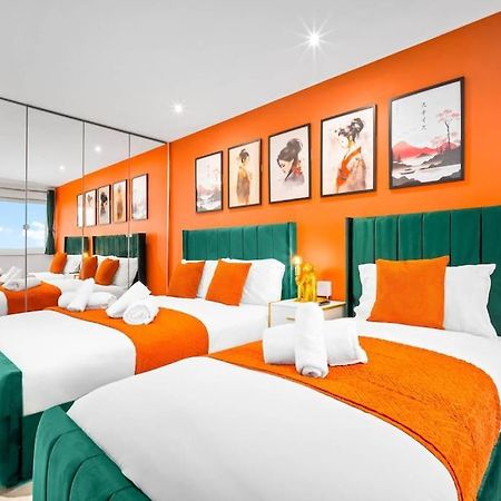 Top Floor City Centre Apartment - Sleeps 7 - 4 Beds - With Balcony And Parking - Smart Tv'S On Each Bedroom Wall - 5 Mins From Bullring, Selfridges, Moor Street Station - By Zena Stays Birmingham Buitenkant foto
